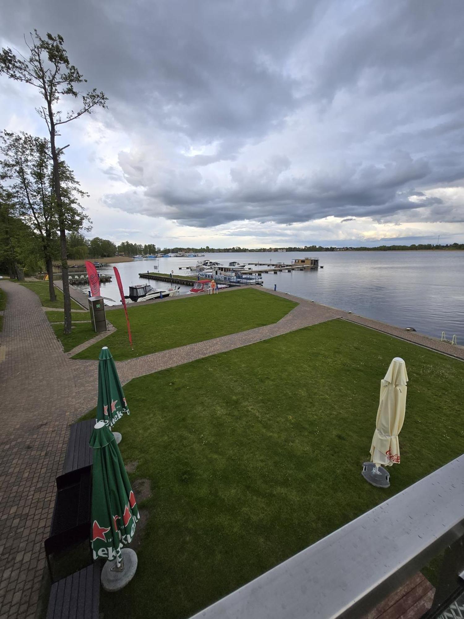 Domek Na Wodzie - Houseboat -Sauna, Taras Na Dachu, Dwie Sypialnie Mikołajki Esterno foto