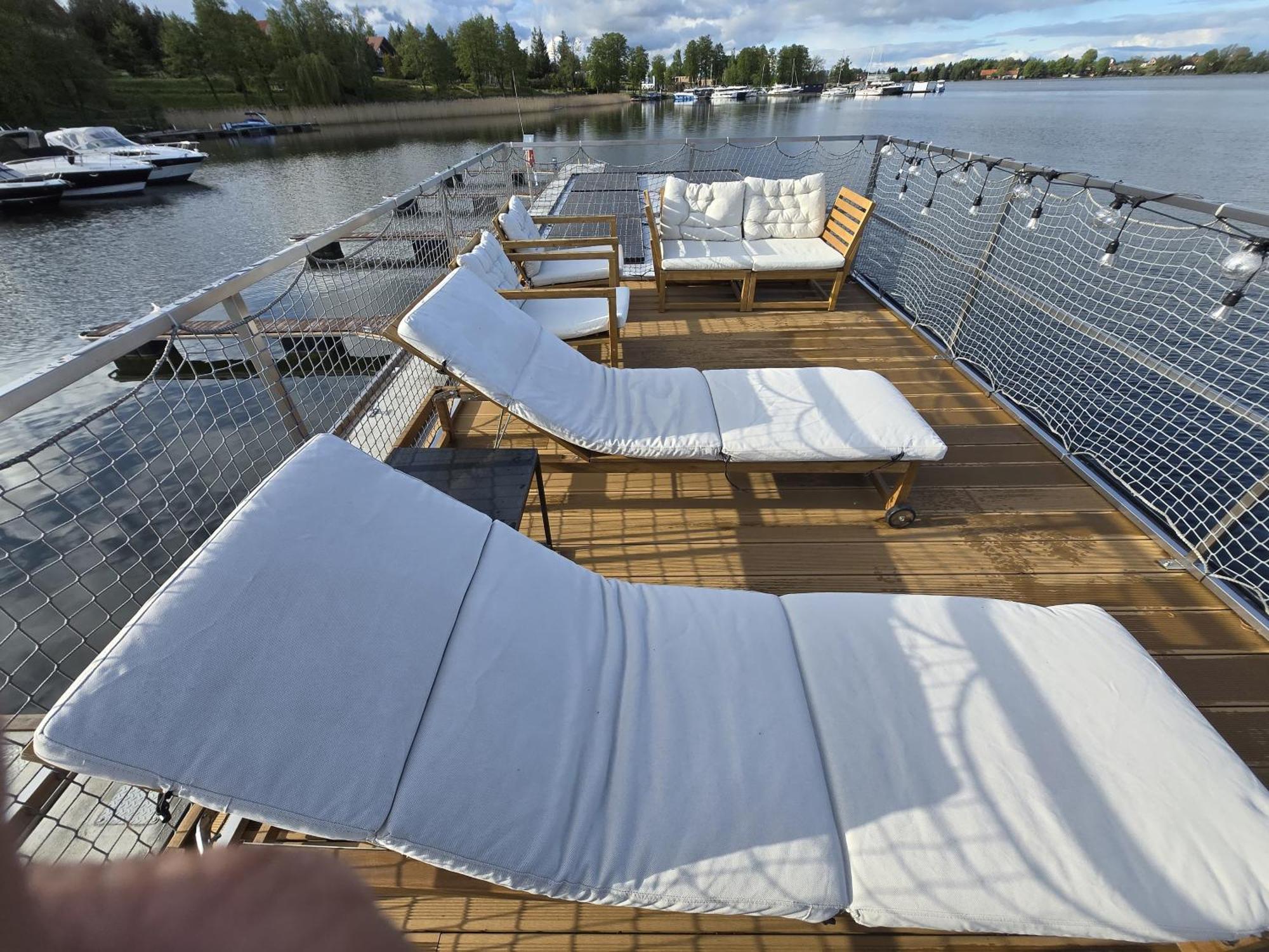 Domek Na Wodzie - Houseboat -Sauna, Taras Na Dachu, Dwie Sypialnie Mikołajki Esterno foto