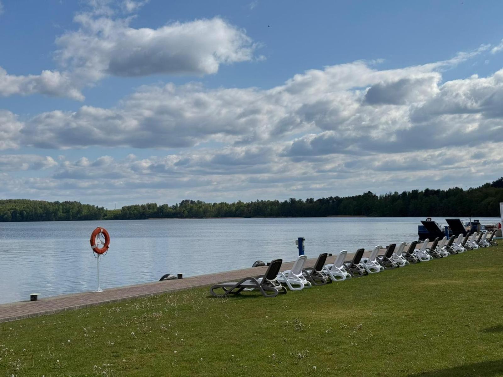 Domek Na Wodzie - Houseboat -Sauna, Taras Na Dachu, Dwie Sypialnie Mikołajki Esterno foto