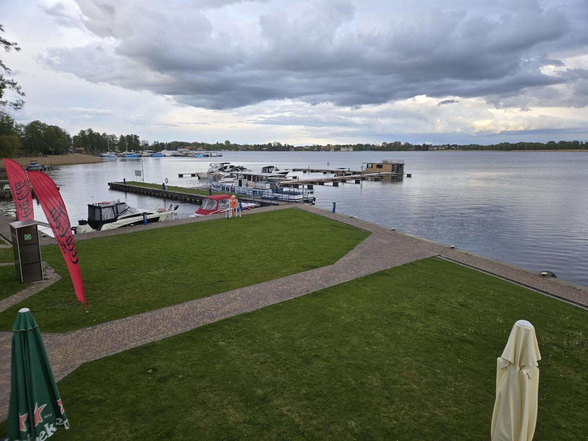 Domek Na Wodzie - Houseboat -Sauna, Taras Na Dachu, Dwie Sypialnie Mikołajki Esterno foto