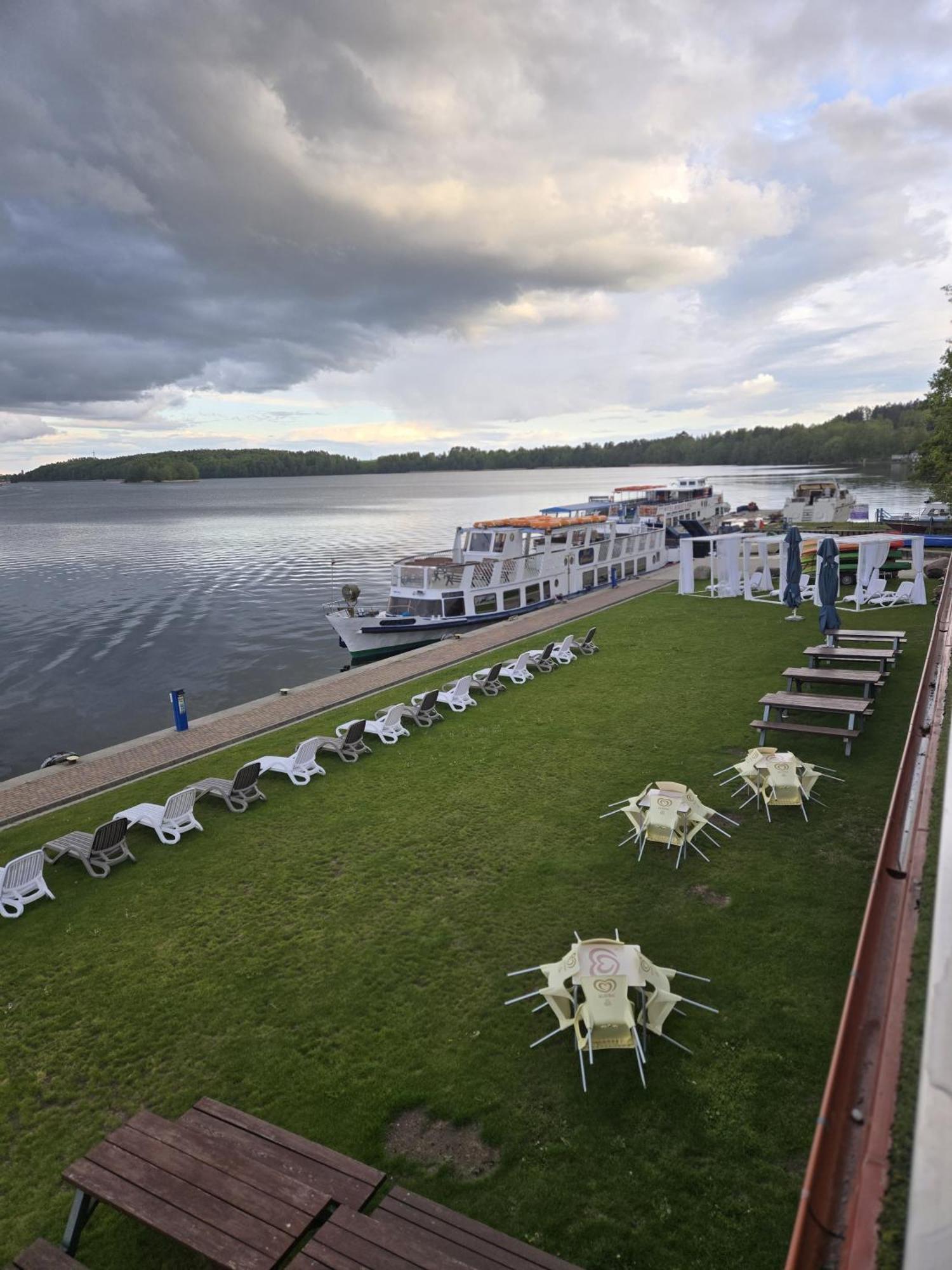 Domek Na Wodzie - Houseboat -Sauna, Taras Na Dachu, Dwie Sypialnie Mikołajki Esterno foto